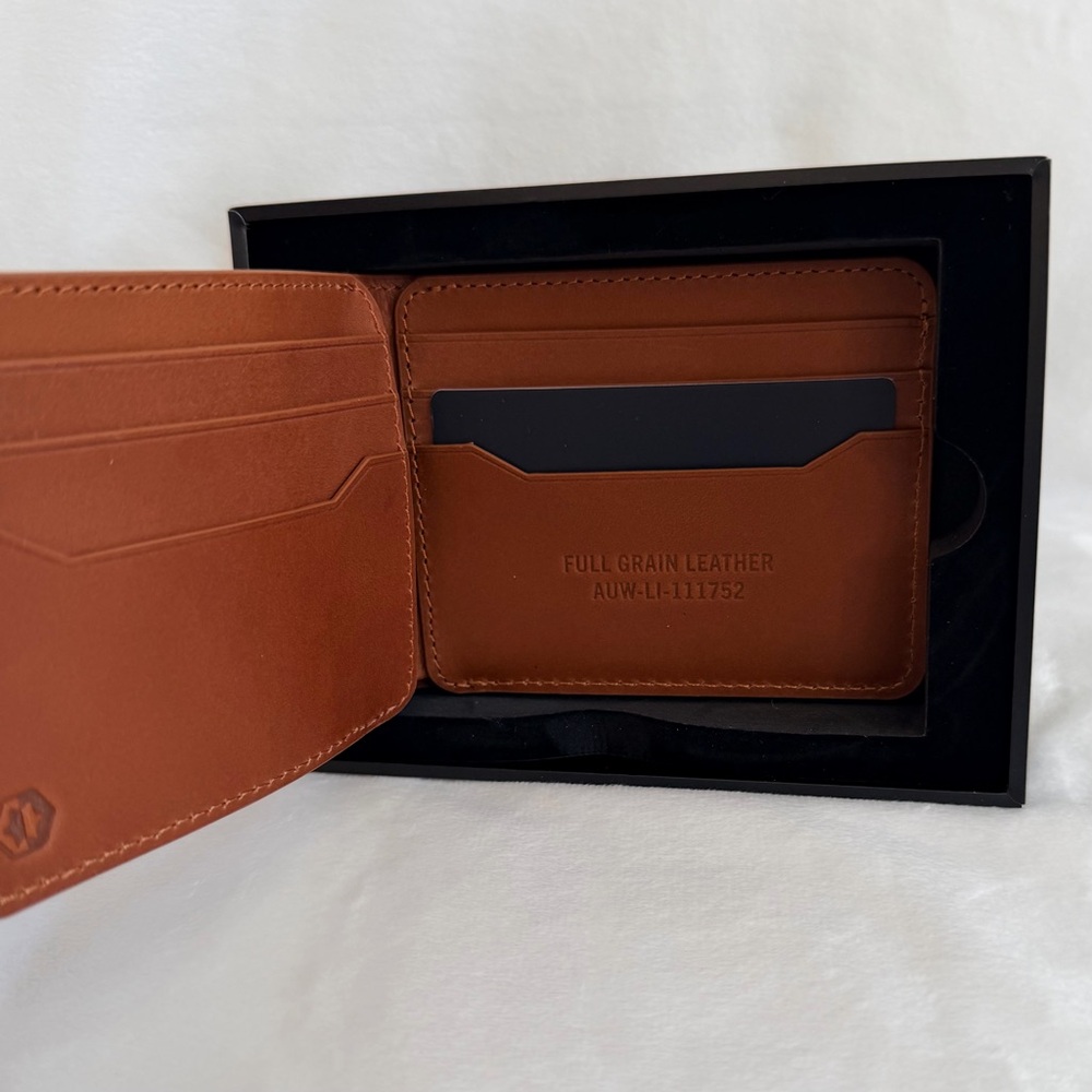 RIDGE Tobacco Brown Billfold Leather Wallet for Men - Picture 9 of 13